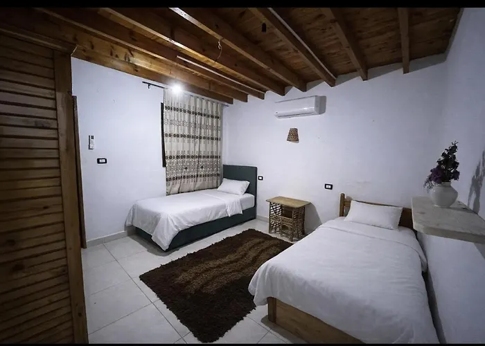 Salah Boutique Camp * نويبع